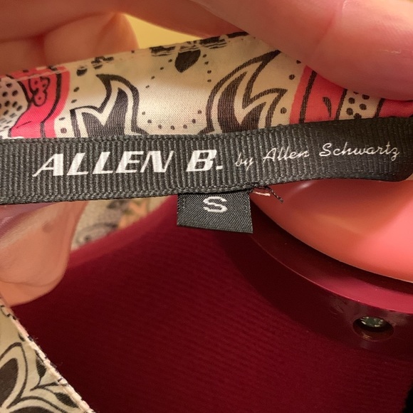 Allen B. by Allen Schwartz Raspberry and Black Patterned Top NWOT - Picture 11 of 14